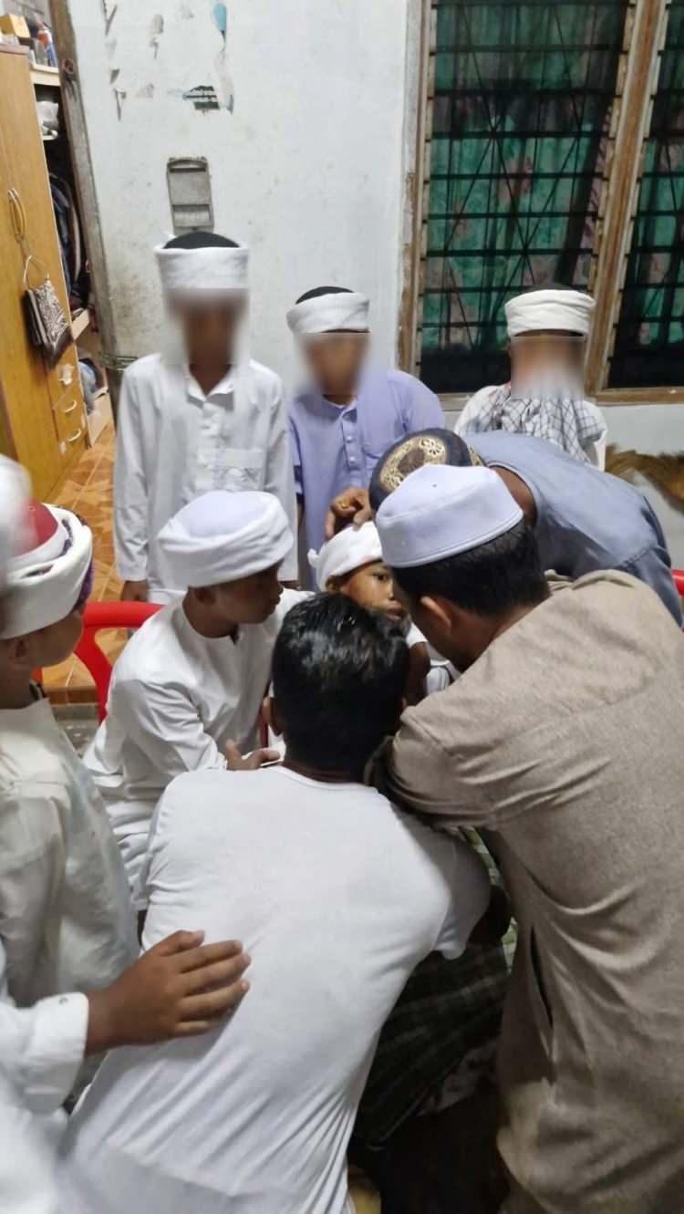 <p>Yaralılar olay yerine gelen sağlık ekipleri tarafından çevrede bulunan hastanelere sevk edildi. </p>