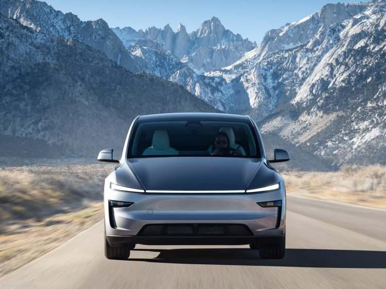 <p>Yeni Model Y'nin Türkiye fiyatı da resmen açıkladı.</p>
