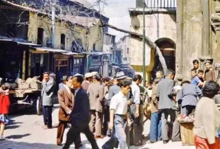 <p>Nuruosmaniye (1953)</p>
