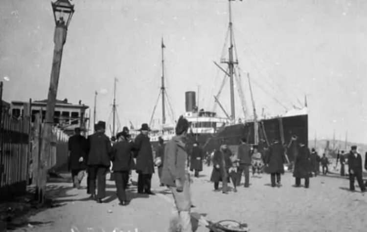 <p>Galata Limanı (1910'lu yıllar)</p>