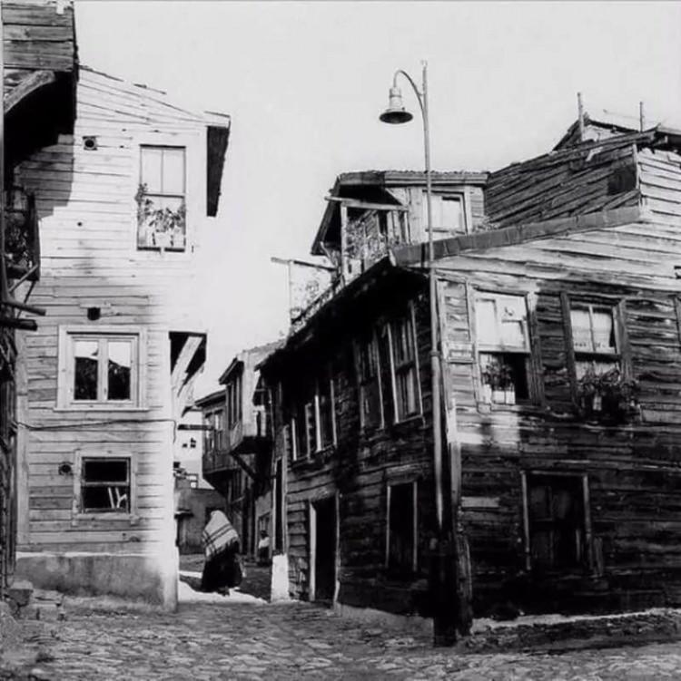 <p>Fatih, 1965</p>

