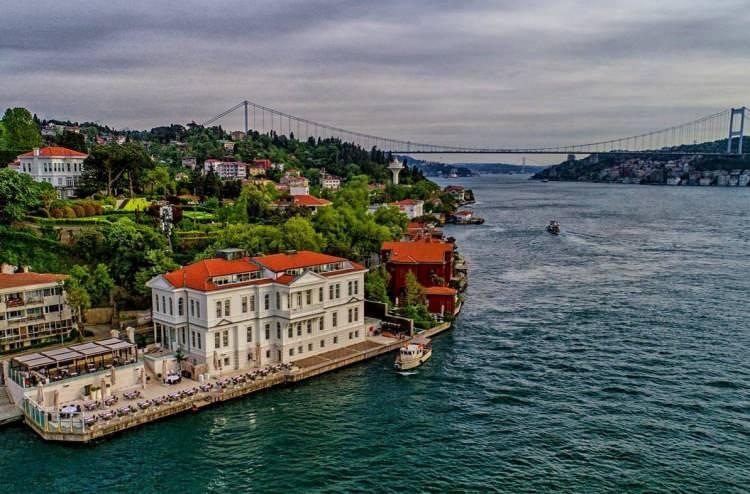 <p><span style="color:#B22222"><strong>8) BEYKOZ'UN KIYIDAN UZAK BÖLGELERİ</strong></span></p>