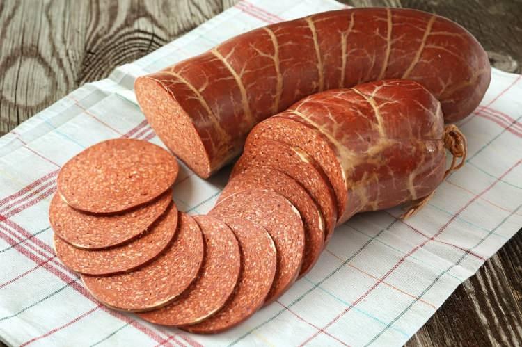 <p>Bakanlık, satışa sunulan 8 hileli sucuk markasını şu şekilde paylaştı:</p>
