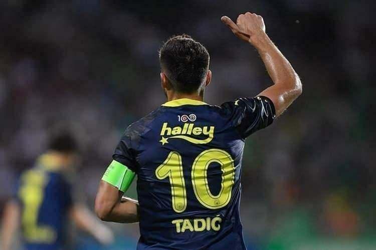 <p>2- Dusan Tadic | 11 asist<br />
<br />
* Fenerbahçe</p>