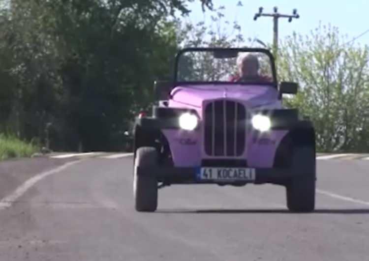 <p>Motosiklet projesinin de devam ettiğini söyleyen Şentürk, "Başka bir tane daha projem var. 2 tekerlekli motosiklet kullanamadığım için 3 tekerlekli motosiklet yaptım. 3 kişi de binebiliyor. Onu da inşallah 5-6 güne bitireceğim" dedi.</p>
<p> </p>