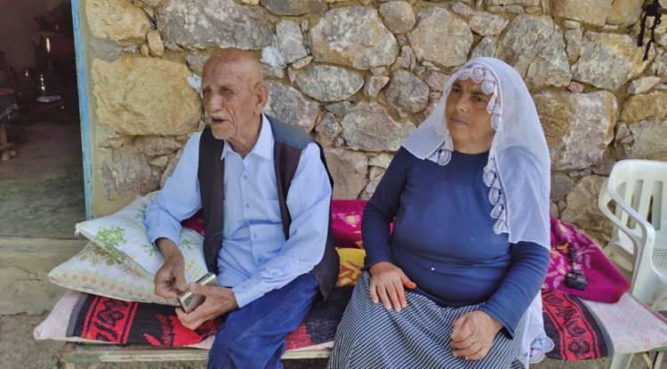<p>Mehmet Reşit dede Batman'ın Kozluk ilçesine bağlı Geçitaltı köyünde yaşıyor.</p>