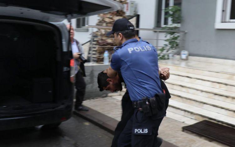 <p>A.K. yoğun bakımda tedaviye alırken, anne Satı Buse D. de gözaltına alındı. </p>