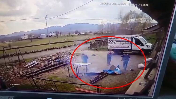 <p>Olay, iş yerinin güvenlik kamerasına yansıdı. </p>
