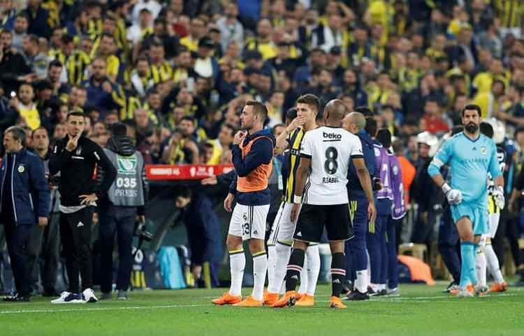 <p>Fenerbahçe: 2 - Beşiktaş: 1</p>