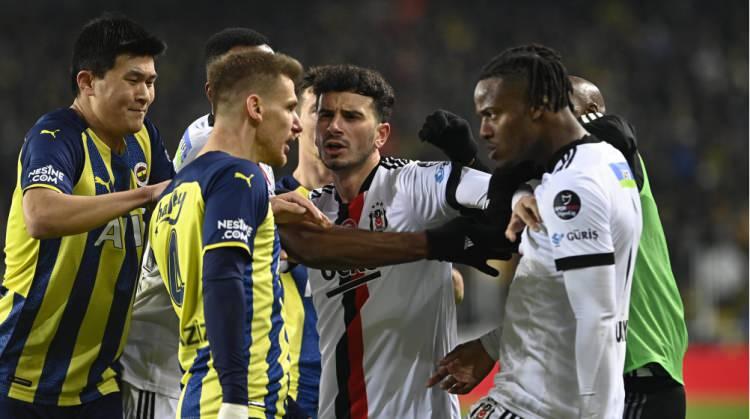<p>Söz konusu karşılaşmalarda Fenerbahçe'nin 83 gole, Beşiktaş 67 golle karşılık verdi. Kanarya ayrıca bu müsabakaların 12'sinde gol atamadı. Kadıköy'de yapılan karşılaşmaların sadece 6'sı golsüz tamamlandı.</p>