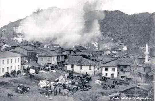 <p>Kütahya son günlerdeki depremlerden çok daha önce, 1970’in ilk aylarında o güne dek yaşanmamış bir afetle karşı karşıyaydı.</p>
