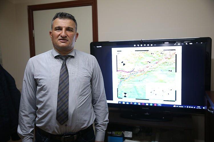<p>Sakarya Üniversitesi (SAÜ) Bilim Kafede gerçekleştirilen Bilim Söyleşileri serisinin ilk konuğu Jeofizik Mühendisliği Bölümünden Öğretim Üyesi Prof. Dr. Murat Utkucu oldu.</p>
<p> </p>