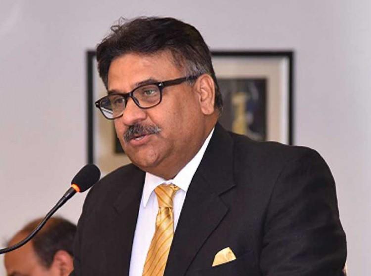 <p>(Anil Trigunayat)</p>

<p>Hindistan’ın eski Pakistan Büyükelçisi Anil Trigunayat İslam dünyasında ortaya çıkan yeni bölgesel kutuplaşmaları değerlendirdi.</p>

<p> </p>
