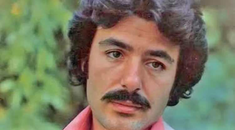 <p>1974'te Zeliha Turanbayburt ile evlendi. Çiftin <strong>Tuğba </strong>ve <strong>Funda </strong>isminde iki kızı oldu.</p>
<p>1988 yılında ise Necla Nazır'la birlikteliğinden <strong>Tuğçe Tayfur </strong>dünyaya geldi. Çift, 33 yıllık birliktelikten sonra ayrıldı.</p>
<p>Habibe isimli bir kadından ise <strong>Ferdi Taha</strong> isminde bir oğlu var.</p>