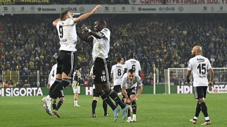 <p>Fenerbahçe: 2 - Beşiktaş: 4</p>