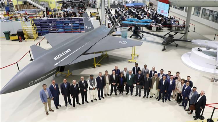 <p><strong><span style="color:#B22222">DRONE BİRLİĞİNİN OMURGASI TÜRK SİLAHLARI</span></strong></p>

<p>Emekli general, Pakistan’ın özellikle hava gücü, deniz gücü ve drone kapasitesinde kayda değer bir artış yaşadığını vurguladı.</p>
