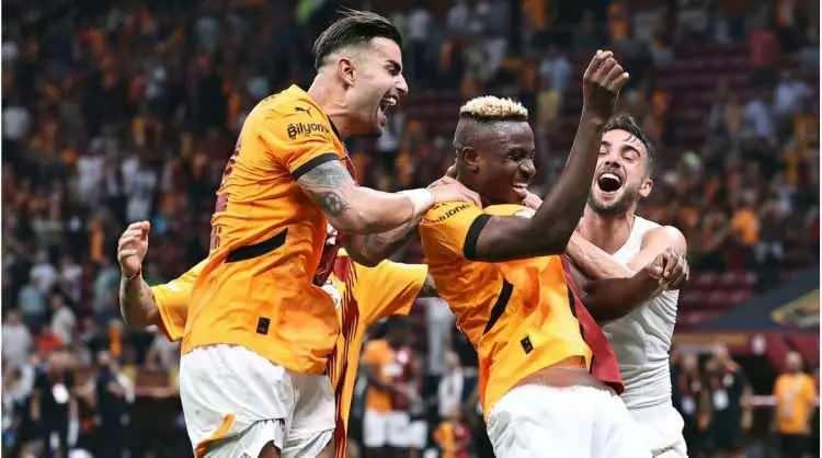 <p><strong>(1) GALATASARAY: 92 PUAN</strong><br />
<br />
<strong>** Galatasaray'ın şampiyonluk ihtimali, bu hafta yüzde 96,5 olarak güncellendi.</strong></p>