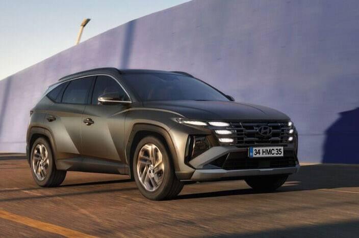 <p>8. HYUNDAI</p>
