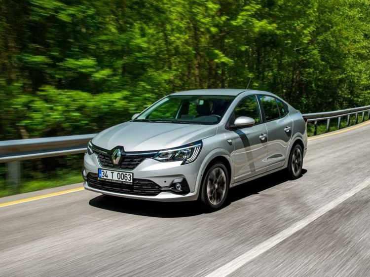 <p>1. RENAULT</p>
