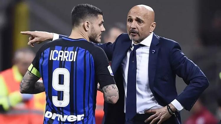 <p>Gerçekten, takımı kaybetmemek için Icardi'yi, hem insan olarak hem de futbolcu olarak kaybettim."</p>