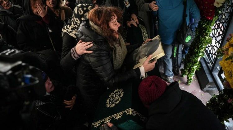<p>İstanbul Kadıköy'deki pazarda vahşice bıçaklanan 14 yaşındaki Mattia Ahmet Minguzzi'nin ölümü Türkiye'de yürekleri dağladı. </p>