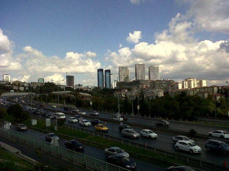 <p>Özellikle Beşiktaş’a bağlı Levazım Mahallesi’nde metrekare başına düşen ortalama fiyat 223 bin TL’yi aşarken, </p>