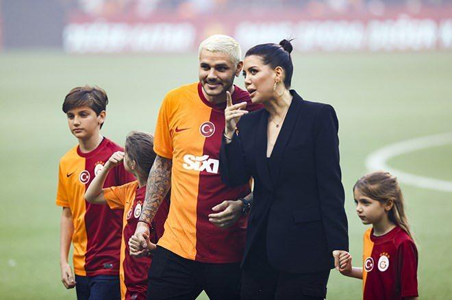 <p>Galatasaray'ın yıldızı Mauro Icardi, sezonun büyük kısmında sakatlığı nedeniyle yer alamadı.</p>
