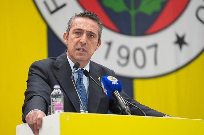 <p>Süper Lig'de lider Galatasaray'ın 8 puan gerisinde yer alan Fenerbahçe'de yeni sezon planlaması kapsamında 16 futbolcuyla yollar ayrılabilir.</p>