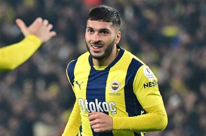 <p>* Oğuz Aydın<br />
<br />
* Değeri: 8 Milyon Euro</p>
