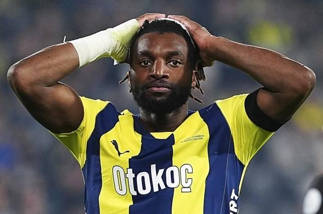 <p>* Allan Saint-Maximin <br />
<br />
* Sarı-lacivertlilerde kiralık olarak forma giyen ve beklentilerin altında kalan Saint-Maximin ile yola devam edilmesi beklenmiyor.</p>