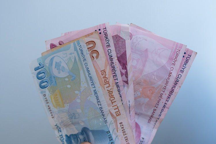 <p>8152.73 Arm&uuml;rl&uuml; Dokuma Kumaş Desen Hazırlama Elemanı</p>

<p>8153.01 Model Makineci (Tekstil)/Hazır Giyim Model</p>

<p>8153.02 Sanayi Nakış&ccedil;ısı</p>

<p>8153.03 Deri Model Makineci</p>

<p>8153.04 S&uuml;tunlu Dikiş Makinesi Operat&ouml;r&uuml;</p>

<p>8153.05 İ&ccedil; Giyim Konfeksiyon Makineci</p>

<p>8153.06 İlik D&uuml;ğmeci/İlik D&uuml;ğme Otomat&ccedil;ı</p>

<p>8153.07 Yatak/Baza Dikiş Makinesi Operat&ouml;r&uuml;</p>

<p>8153.08 Dikiş Makinesi Operat&ouml;r&uuml;-Kumaş</p>

<p>8153.09 Overlok&ccedil;u</p>

<p>8153.10 T&uuml;p Dikiş Makinesi Operat&ouml;r&uuml; (Tesktil)</p>

<p>8153.11 Makineci (Dikiş)</p>

<p>8153.12 Makine Nakış&ccedil;ısı</p>

<p>8153.13 Yatak Kenar Kapama Makinesi Operat&ouml;r&uuml;</p>

<p>8153.14 Kapitone Makinesi Operat&ouml;r&uuml;/Kapitoneci</p>

<p>8153.15 Deri Konfeksiyon Makinecisi</p>

<p>8153.16 T&uuml;p Kesme Makinesi Operat&ouml;r&uuml; (Tesktil)</p>

<p>8153.17 Model Makineci (Deri/K&uuml;rk Hazır Giyim)</p>

<p>8153.18 Kapitone Makinesi Operat&ouml;r&uuml; ve Sorumlusu</p>

<p>8153.19 Remay&ouml;zc&uuml;</p>

<p>8153.20 D&uuml;z Dikiş Makineci</p>

<p>8153.21 Lastik Makineci</p>

<p>8153.22 Lok Makineci</p>

<p>8153.23 Tilki Overlok Makineci</p>

<p>8153.24 Zikzak Makineci</p>

<p>8153.25 Zincir Dikiş Makineci</p>

<p>8153.26 Deri D&uuml;z Dikiş Makineci (Deri/K&uuml;rk Hazır Giyim)</p>

<p>8153.27 Kompleci (Hazır Giyim ve Ev Tekstili)</p>

<p>8154.01 Mensucat Beyazlatıcı</p>

<p>8154.02 Tekstil Terbiye İş&ccedil;isi (Apre)</p>

<p>8154.03 Ağartma Ve Pişirme Makinesi Operat&ouml;r (Kasar)</p>
