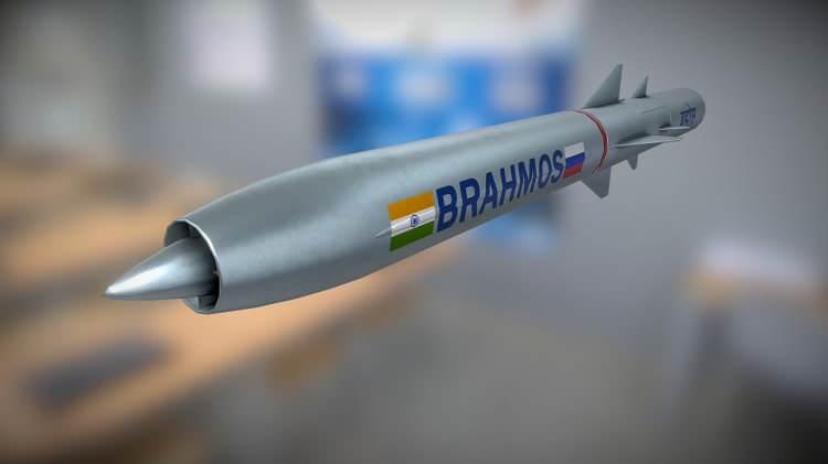 <p><strong><span style="color:#B22222">10) BRAHMOS </span>| HİNDİSTAN</strong></p>
<p> </p>
<p><strong>Menzili: </strong>290 Km</p>
<p> </p>
<p><strong>Ağırlık </strong>290 km</p>