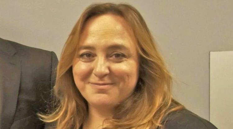 <p>ID İletişim'in kurucusu ve menajer Ayşe Barım,<strong> "Türkiye Cumhuriyeti Hükümetini ortadan kaldırmaya teşebbüse yardım"</strong> suçundan tutuklu yargılanıyor.</p>