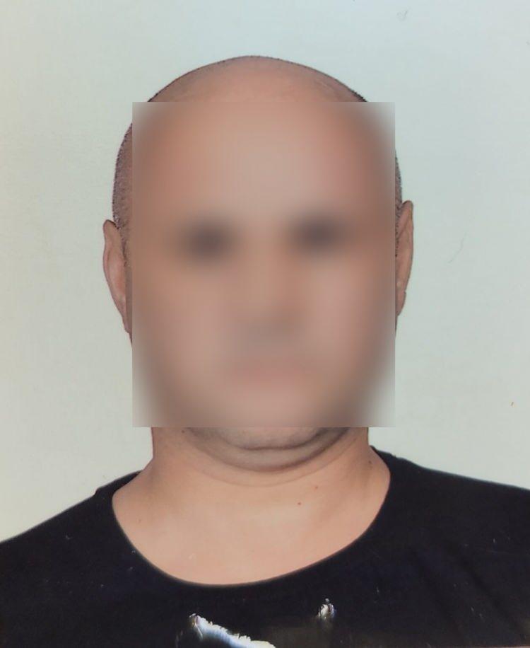 <p>Şüpheli A.T. yakalanırken, olay sonrası okulda eğitim-öğretime ara verildi.</p>