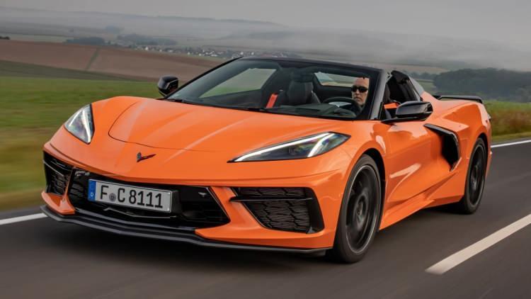 <p>18. Chevrolet Corvette (Convertible)</p>