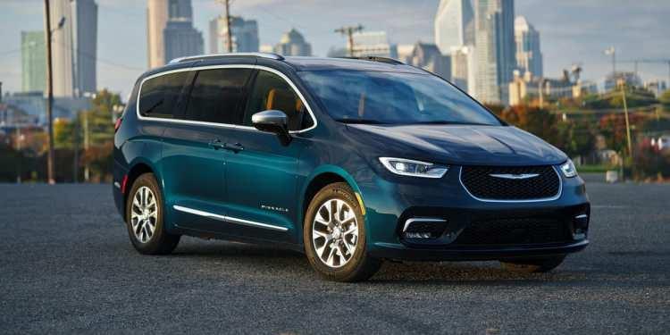 <p>15. Chrysler Pacifica</p>