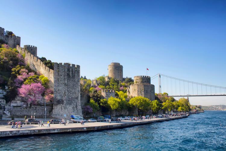 <p>Listenin geri kalanında ise Bebek, İstinye, Ulus, Etiler, Reşadiye, Riva ve Levent gibi mahalleler yer alıyor.</p>
<p> </p>