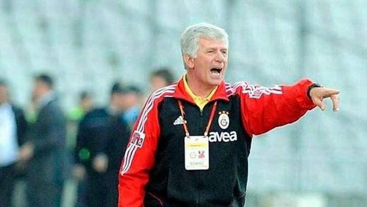 <p>* 2007-2008<br />
<br />
* Cevat Güler | Galatasaray</p>