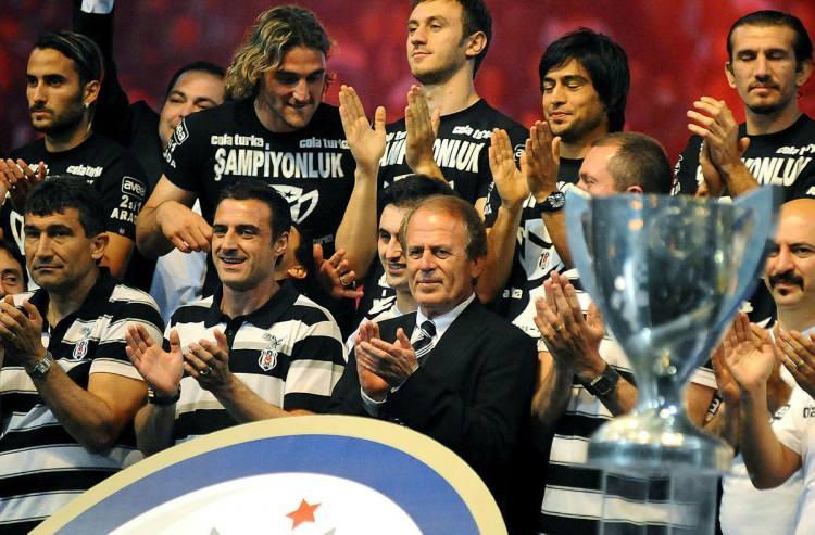 <p>* 2008-2009<br />
<br />
* Mustafa Denizli | Beşiktaş</p>