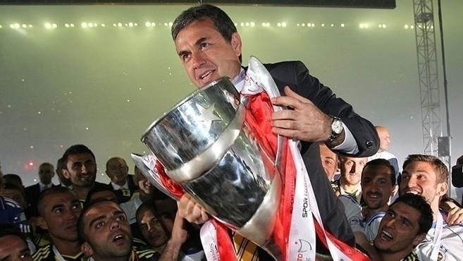 <p>* 2010-2011<br />
<br />
* Aykut Kocaman | Fenerbahçe</p>