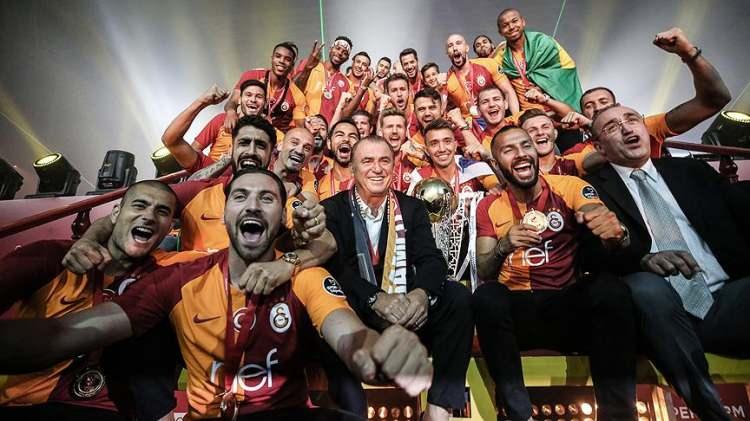 <p>* 2018-2019<br />
<br />
* Fatih Terim | Galatasaray</p>