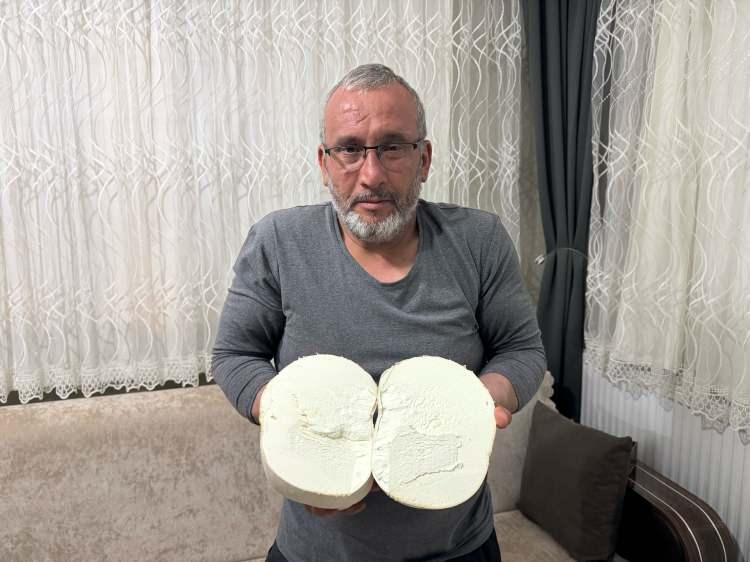 <p>Yalçın, mantarları zehirli mi zehirsiz mi olduğunu bilmedikleri için yemediklerini kaydetti.</p>
