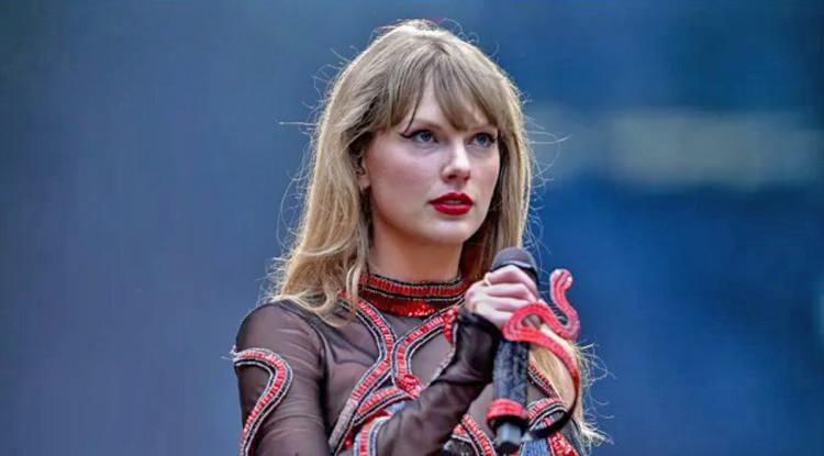 <p><em><strong>Dünyaca ünlü şarkıcı Taylor Swift, Blake Lively ve Justin Baldoni arasında süren davada tanık olarak ifadeye çağrıldı. </strong></em></p>