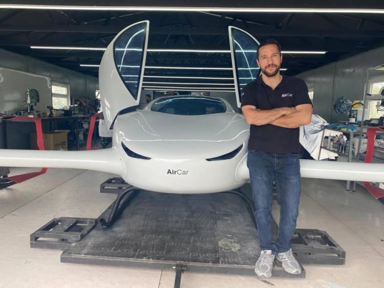 <p>Dünya da, petrol bazlı yakıtlardan elektriğe dönüyor. Bugün başlıyor gibi gözüküyoruz ama hayata girmemize de yine birkaç sene var. O zamanda batarya teknolojisine daha fazla teşvik veriliyor olacak. </p>