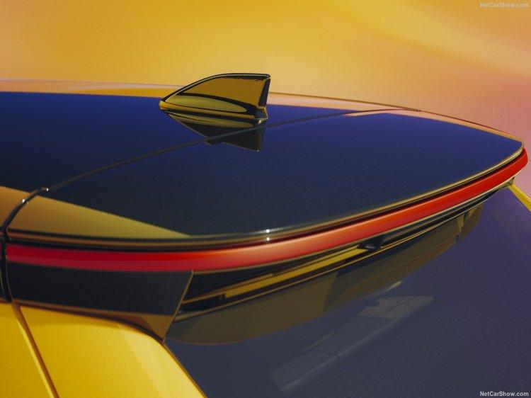<p>Yüzde 100 elektrikli Renault 5 E-Tech, 2024 yılında düzenlenen 91'inci Cenevre Uluslararası Otomobil Fuarı'nda tanıtılmıştı.</p>