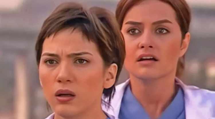 <p>Güzellik yöntemliyle dikkat çeken Yasemin Özilhan, bu kez dondurucu paylaşımıyla gündem oldu.</p>