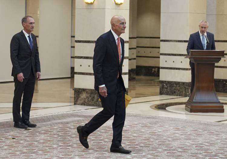 <p>Cumhurbaşkanı Recep Tayyip Erdoğan. ABD Büyükelçisi Thomas Joseph Barrack'ı kabul etti. </p>

<p> </p>
