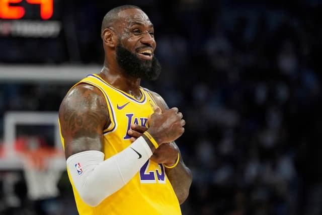 <p><strong>6- LEBRON JAMES</strong></p>
<p>133.8 milyon Dolar</p>