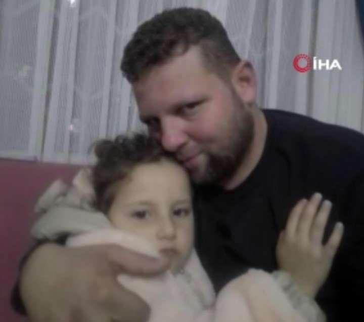 <p>Adana'nın Kozan ilçesine bağlı Mansurlu yolunda 13 Aralık 2023'de 3 çocuk babası Mustafa Hakkulu'nın aracı terk edilmiş halde bulundu. Hakkulu'dan 11 gün sonra acı haber geldi. </p>
