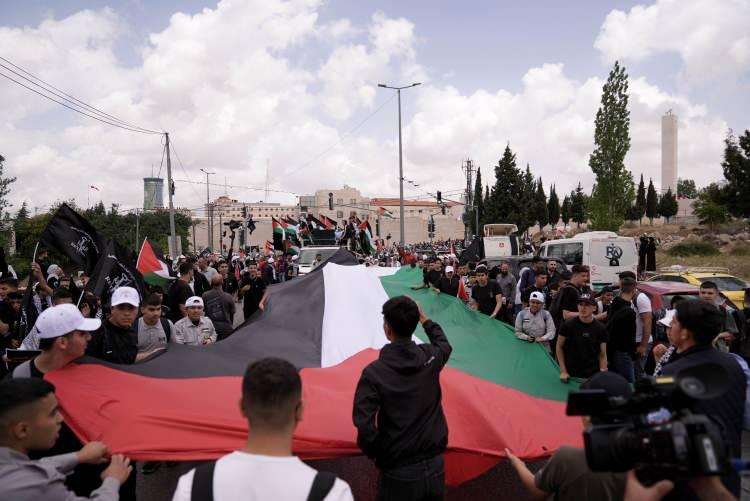 <p>Ramallah kenti başta olmak üzere, Batı Şeria’daki kent, belde ve Filistin mülteci kamplarında, çeşitli gösteriler düzenlendi.</p>